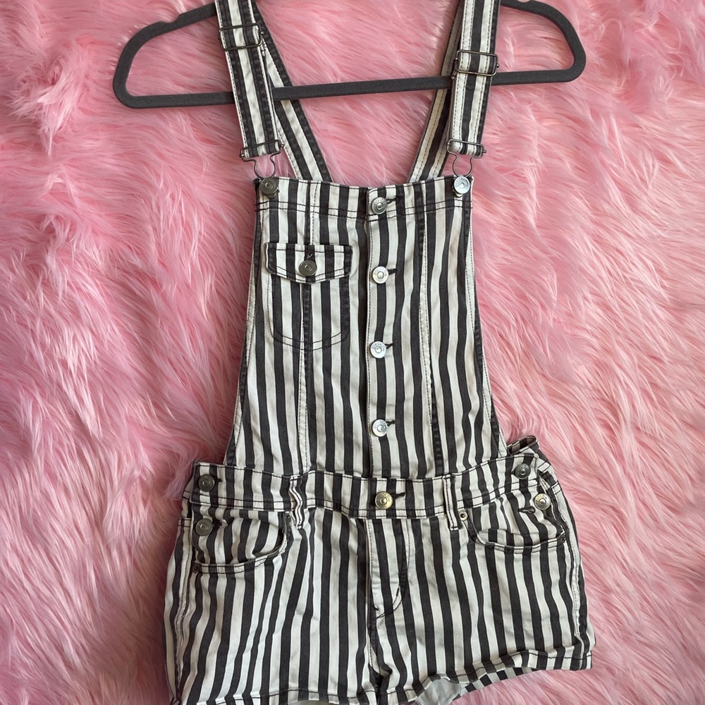 Pin striped overall shorts